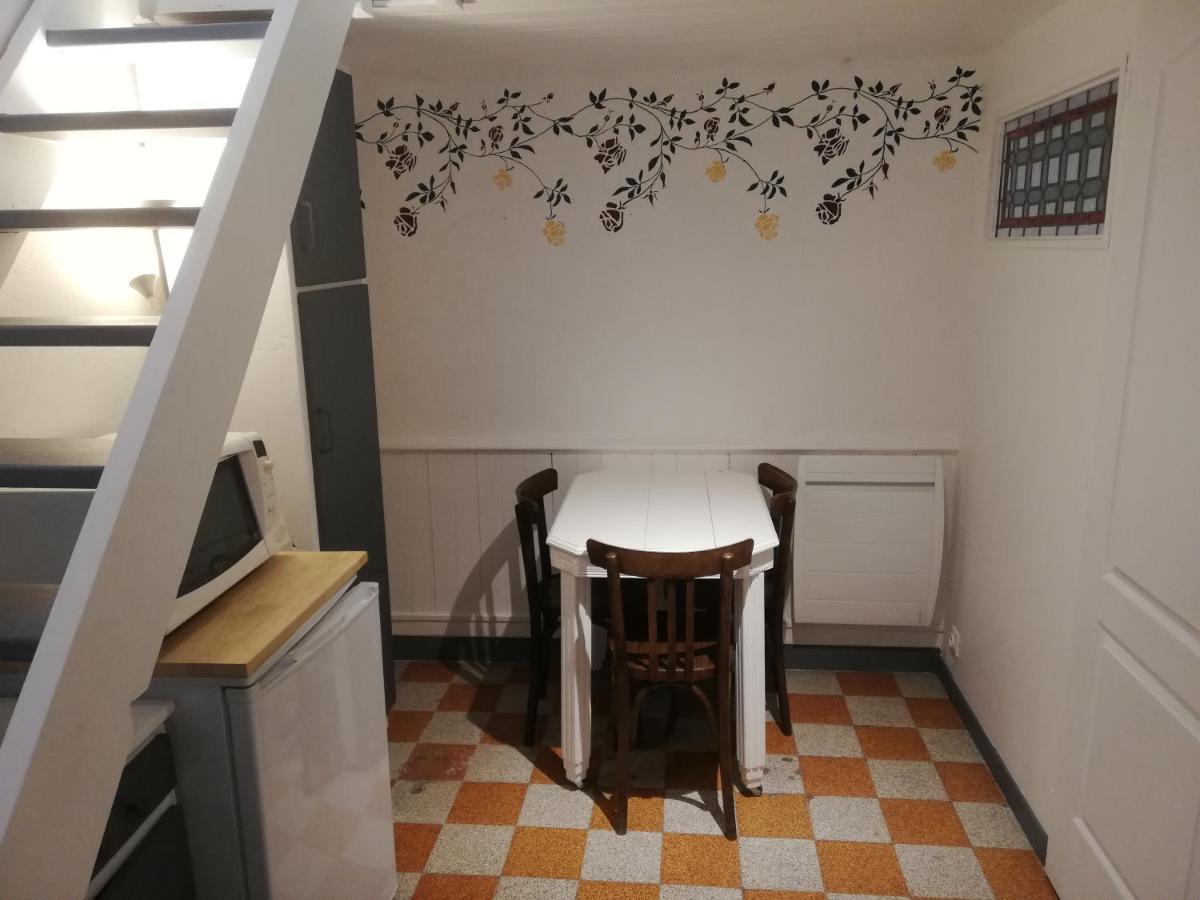 Villa P'Tite Maison Atypique Avec Terrasse Nantes Exterior foto